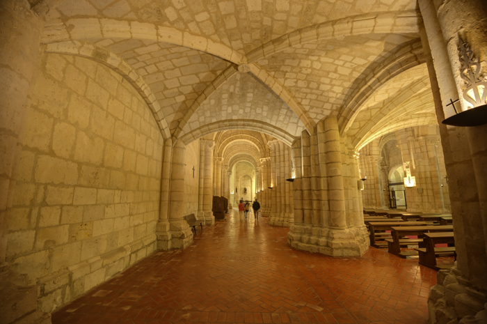 Nave del evangelio de la iglesia del monasterio de la Espina
